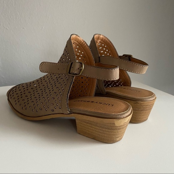 Lucky Brand UG-Bardolph Taupe Sandal - Picture 10 of 14